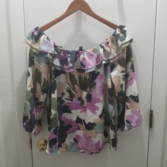 J. Crew Merchantile Floral off the shoulder ruffle - Picture 2 of 6